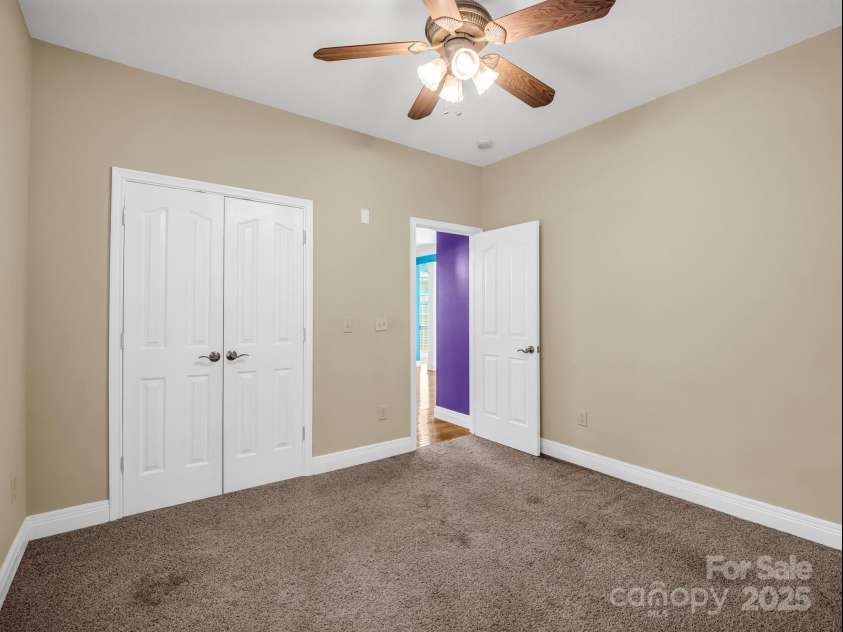124 Shadow View Drive, Leicester, NC 28748.  MLS# CAR4273794, YatesRealty ID 29136. 