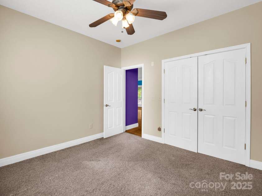 124 Shadow View Drive, Leicester, NC 28748.  MLS# CAR4273794, YatesRealty ID 29136. 