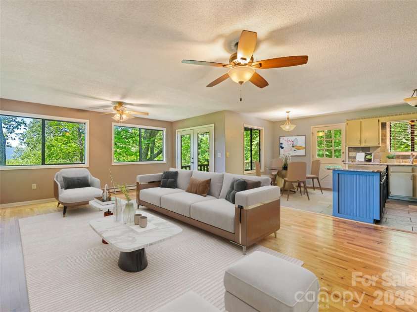 1392 Mount Chalet Road, Canton, NC 28716.  MLS# CAR4331307, YatesRealty ID 29137. 