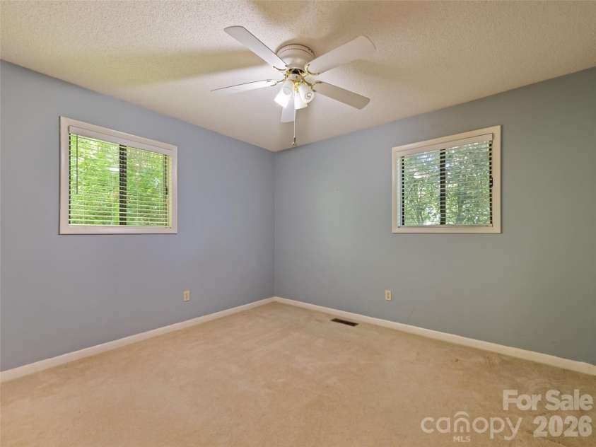 1392 Mount Chalet Road, Canton, NC 28716.  MLS# CAR4331307, YatesRealty ID 29137. 