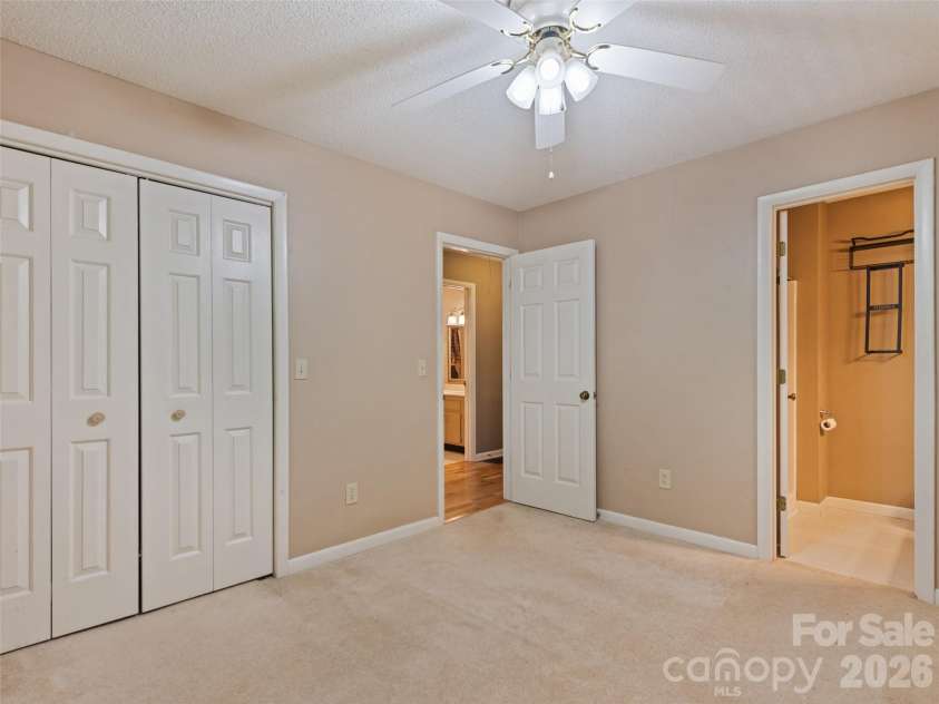 1392 Mount Chalet Road, Canton, NC 28716.  MLS# CAR4331307, YatesRealty ID 29137. 