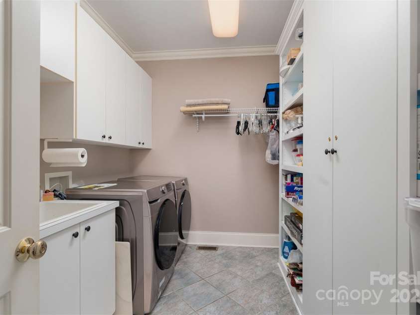 16819 Flying Jib Road, Cornelius, NC 28031.  MLS# CAR4274706, YatesRealty ID 29137. 