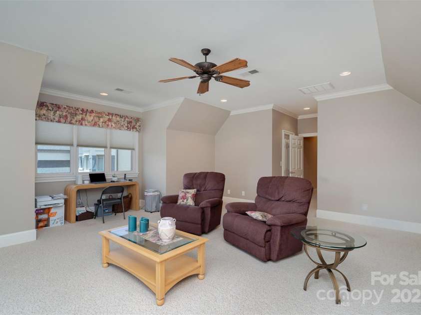 16819 Flying Jib Road, Cornelius, NC 28031.  MLS# CAR4274706, YatesRealty ID 29137. 