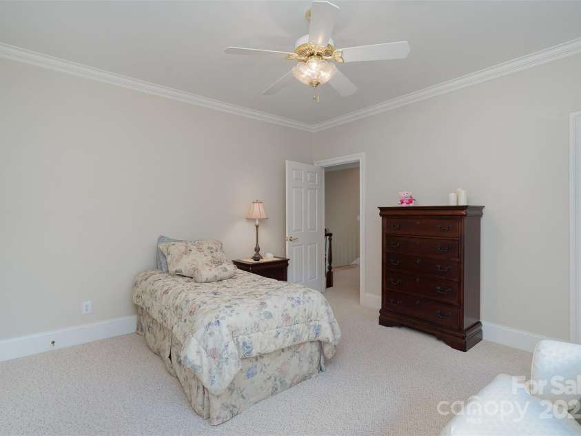 16819 Flying Jib Road, Cornelius, NC 28031.  MLS# CAR4274706, YatesRealty ID 29137. 