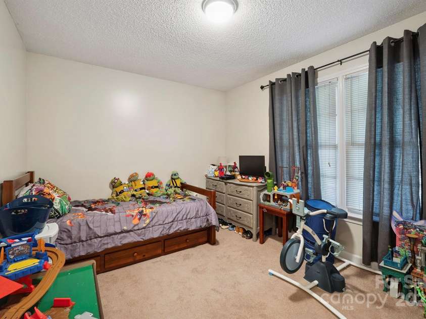 360 Brady Avenue, Newton, NC 28658.  MLS# CAR4270332, YatesRealty ID 29138. 