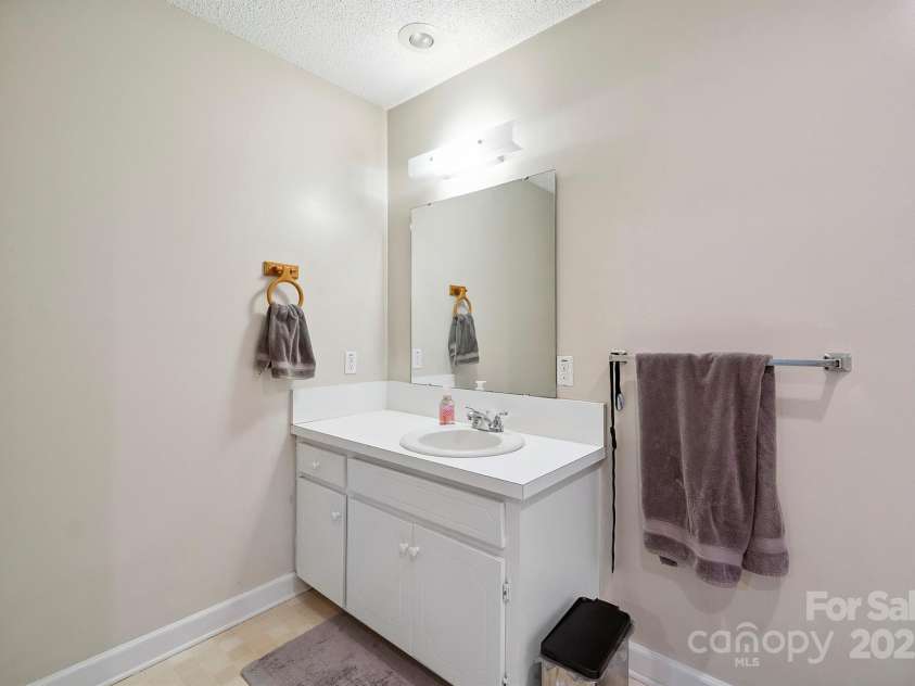 360 Brady Avenue, Newton, NC 28658.  MLS# CAR4270332, YatesRealty ID 29138. 