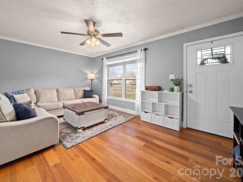 121 James Street, Clyde, NC 28721.  MLS# CAR4340631, YatesRealty ID 2914. 