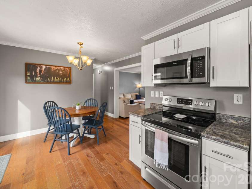 121 James Street, Clyde, NC 28721.  MLS# CAR4340631, YatesRealty ID 2914. 