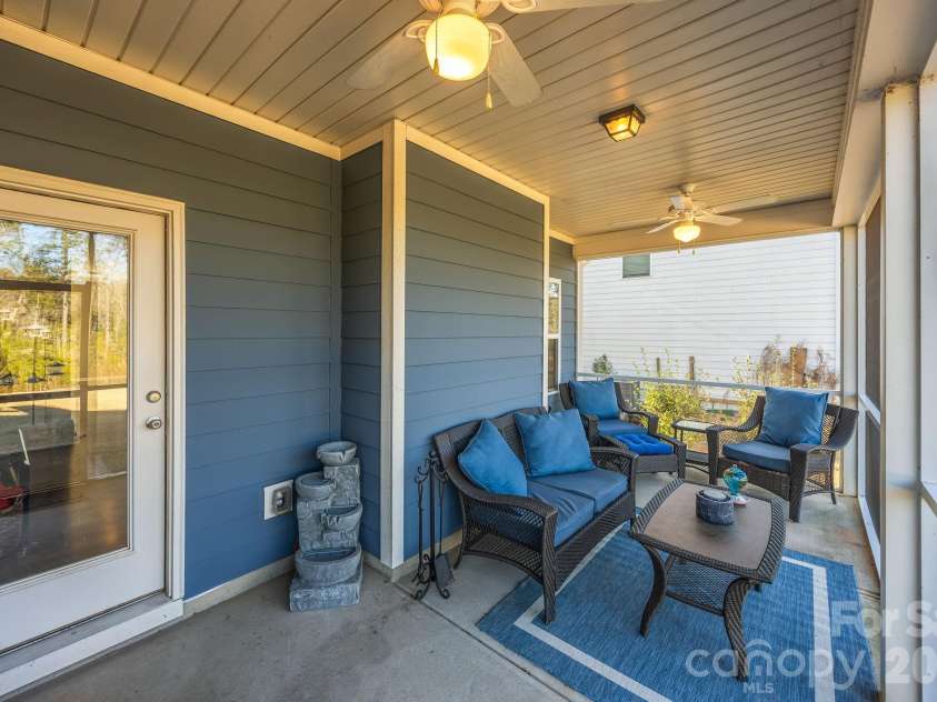 204 Old Harbor Drive, Mount Gilead, NC 27306.  MLS# CAR4335591, YatesRealty ID 2914. 