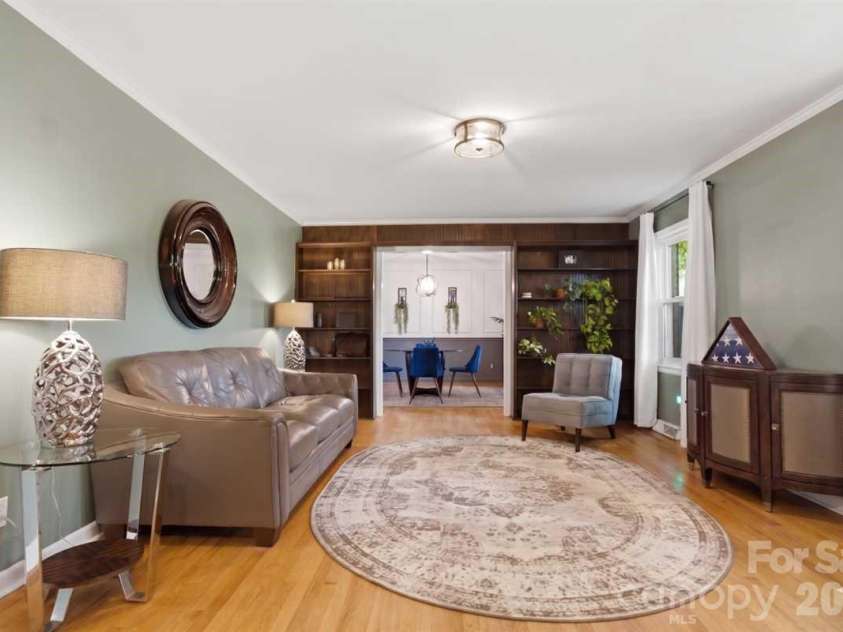 2728 India Hook Road, Rock Hill, SC 29732.  MLS# CAR4386017, YatesRealty ID 29141. 