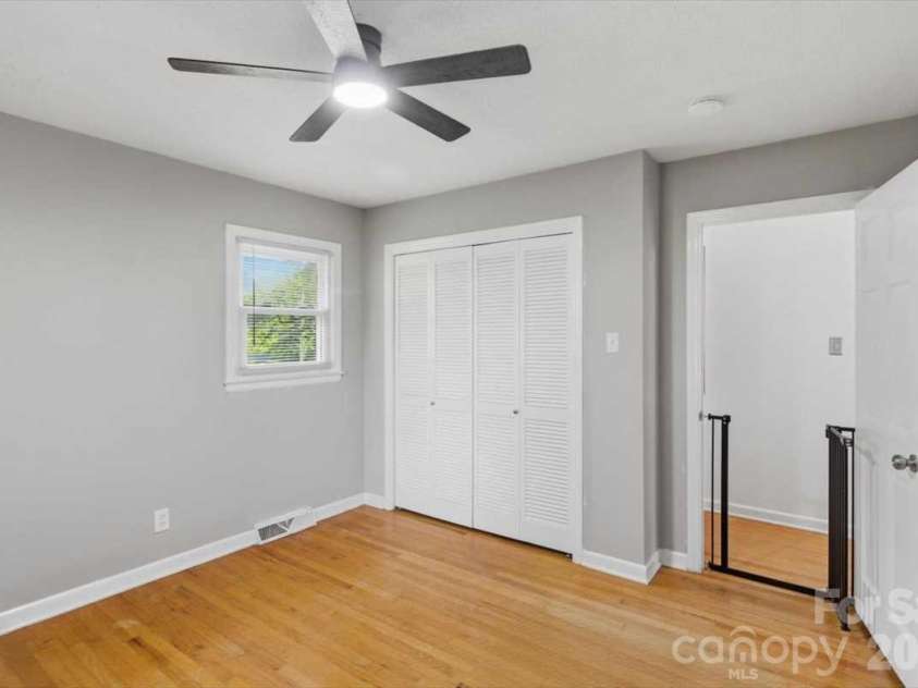 2728 India Hook Road, Rock Hill, SC 29732.  MLS# CAR4386017, YatesRealty ID 29141. 