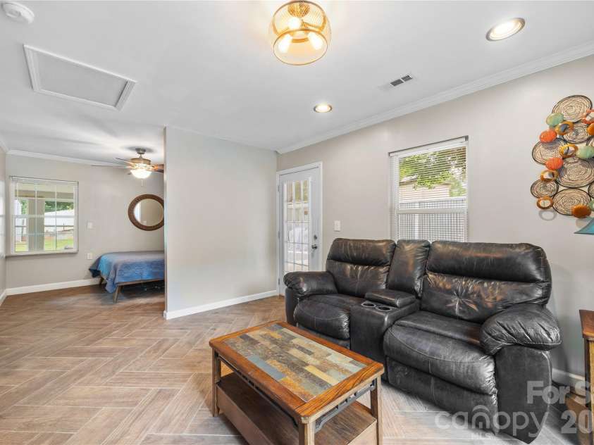 342 West Avenue, Troutman, NC 28166.  MLS# CAR4388126, YatesRealty ID 29142. 