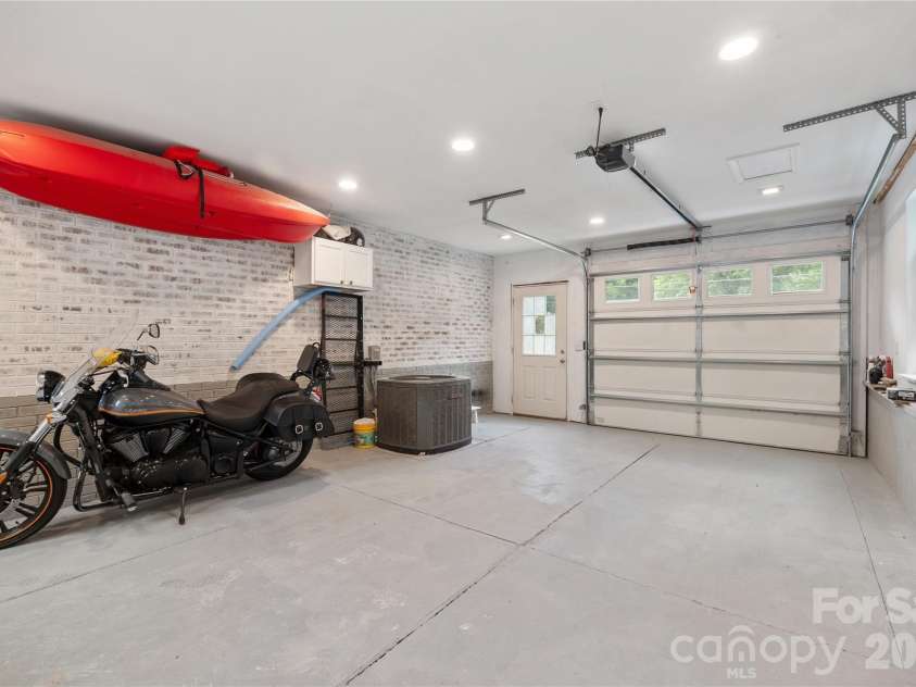 342 West Avenue, Troutman, NC 28166.  MLS# CAR4388126, YatesRealty ID 29142. 