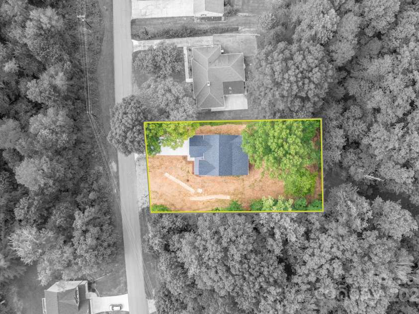 2045 Storm Canyon Road, Winston Salem, NC 27106.  MLS# CAR4276354, YatesRealty ID 29143. 