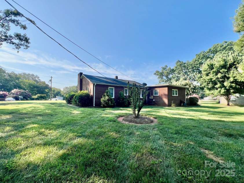 61 Stony Point School Road, Stony Point, NC 28678.  MLS# CAR4287244, YatesRealty ID 29144. 