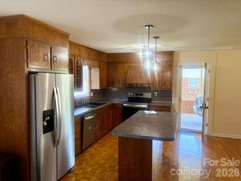 620 Central Street, Hudson, NC 28638.  MLS# CAR4387172, YatesRealty ID 29144. 