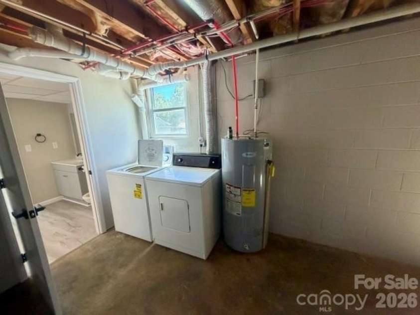 620 Central Street, Hudson, NC 28638.  MLS# CAR4387172, YatesRealty ID 29144. 