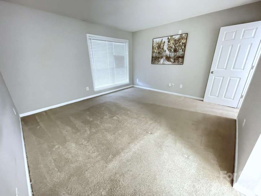 7236 Winery Lane, Charlotte, NC 28227.  MLS# CAR4358746, YatesRealty ID 29145. 