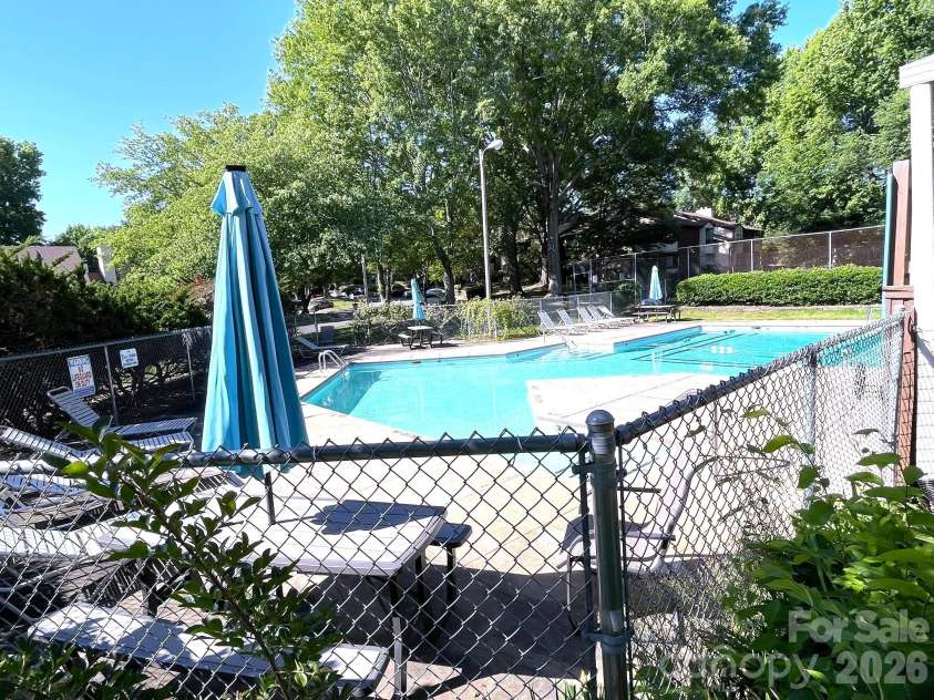 7236 Winery Lane, Charlotte, NC 28227.  MLS# CAR4358746, YatesRealty ID 29145. 