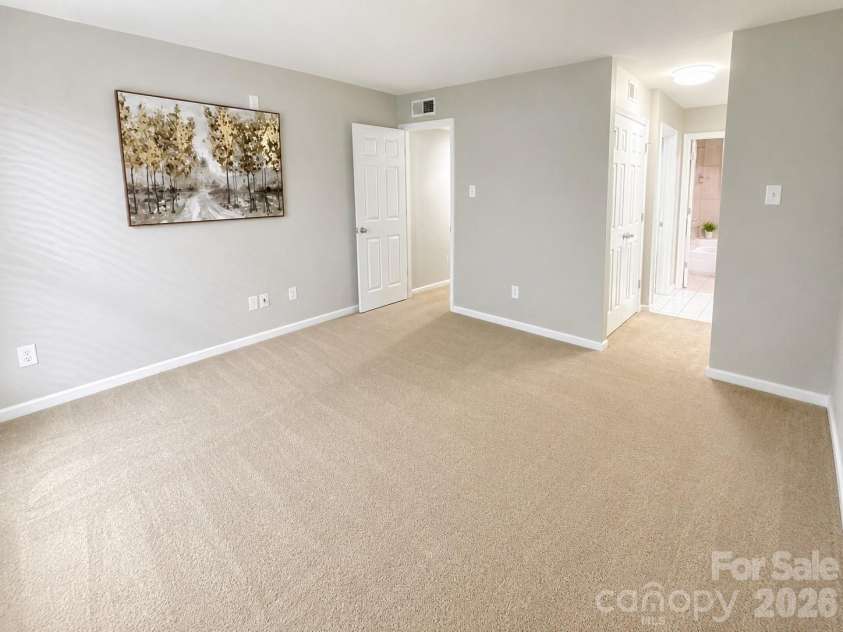 7236 Winery Lane, Charlotte, NC 28227.  MLS# CAR4358746, YatesRealty ID 29145. 