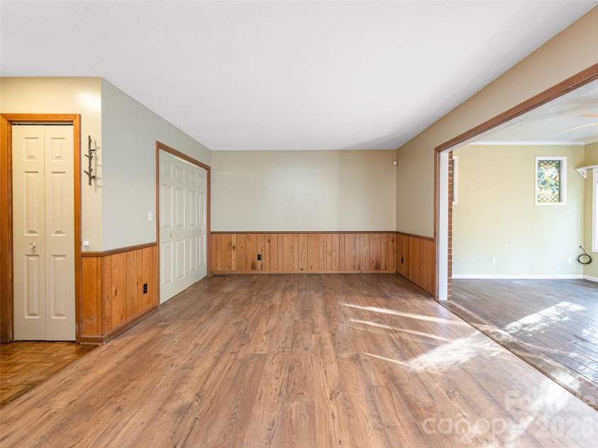100 Wolf Shoals Drive, Hendersonville, NC 28739.  MLS# CAR4333977, YatesRealty ID 29146. 