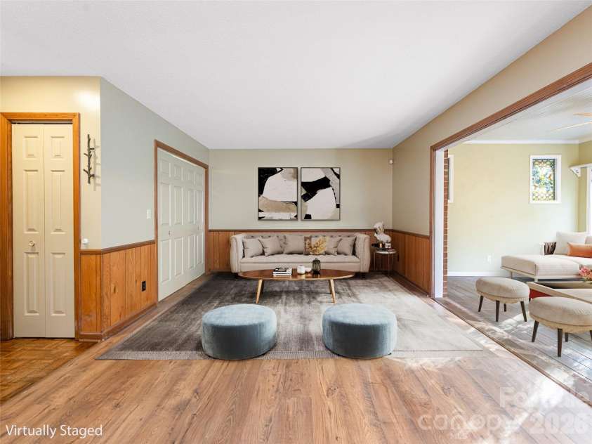 100 Wolf Shoals Drive, Hendersonville, NC 28739.  MLS# CAR4333977, YatesRealty ID 29146. Virtual gathering room.
