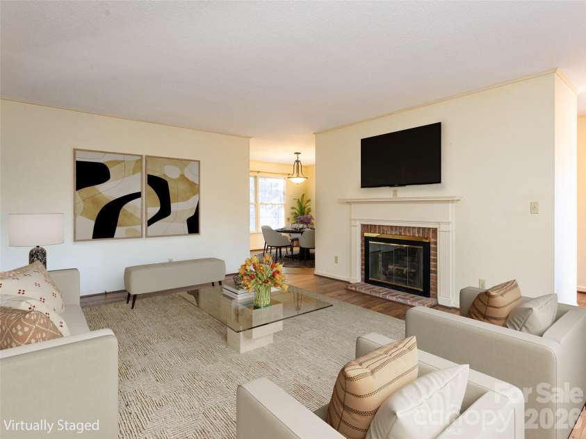 100 Wolf Shoals Drive, Hendersonville, NC 28739.  MLS# CAR4333977, YatesRealty ID 29146. Virtual livingroom