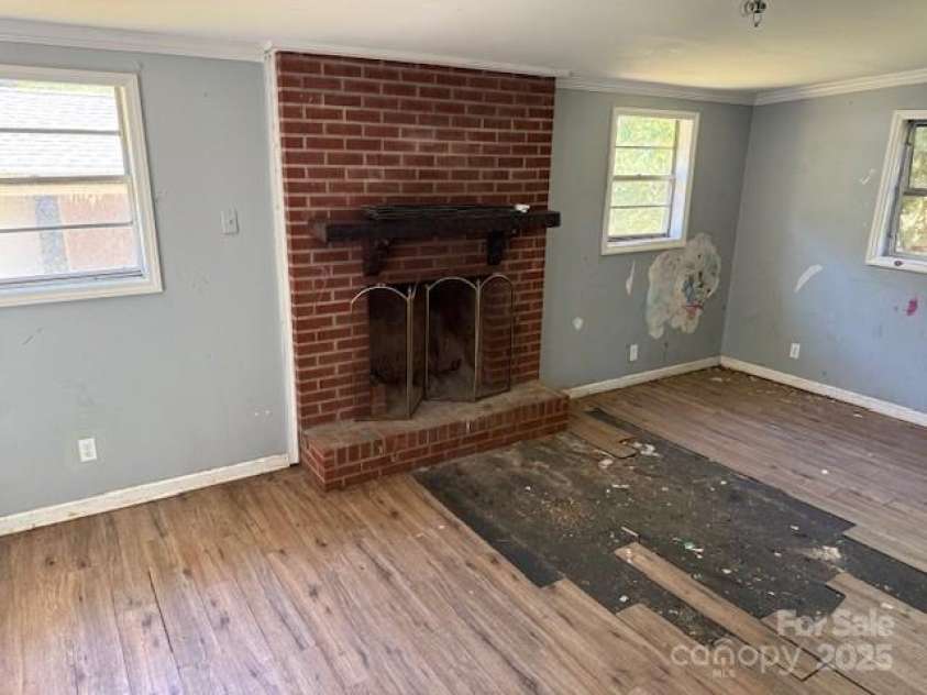 322 Pinkney Road, Dallas, NC 28034.  MLS# CAR4284854, YatesRealty ID 29146. 
