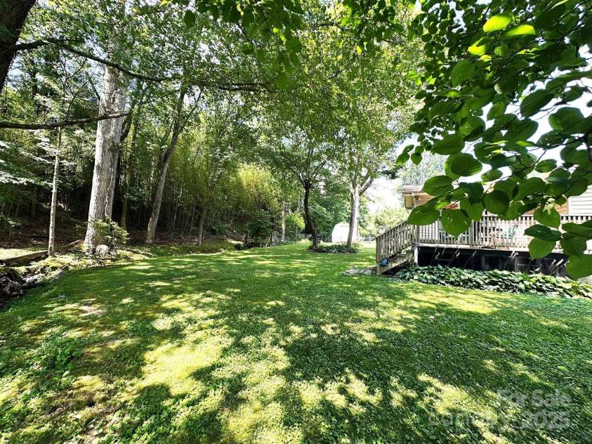 25 Norman Road, Fletcher, NC 28732.  MLS# CAR4278825, YatesRealty ID 29147. 