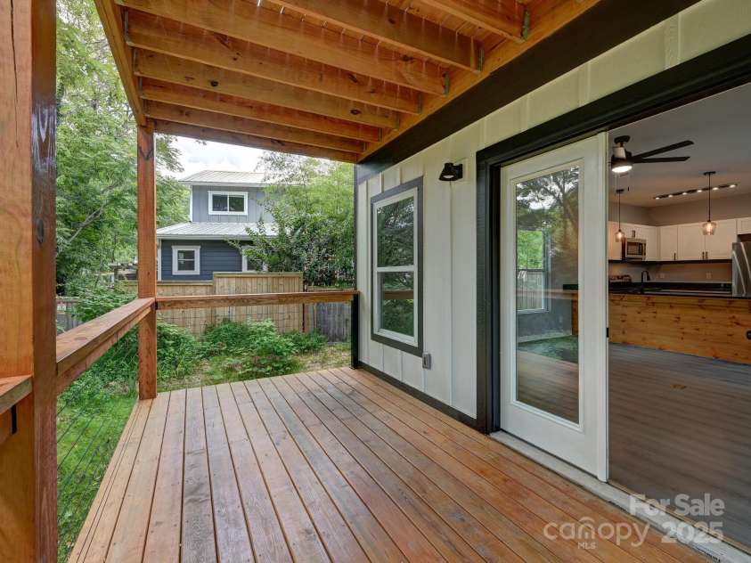 153 State Street, Asheville, NC 28806.  MLS# CAR4285086, YatesRealty ID 29148. 