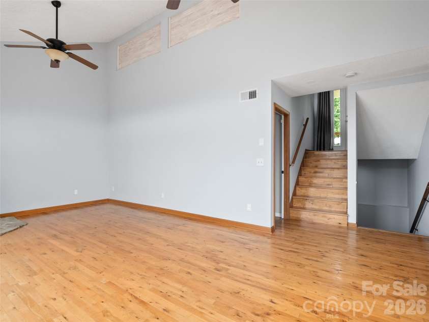 50 Blossom Drive, Waynesville, NC 28786.  MLS# CAR4390915, YatesRealty ID 29148. 
