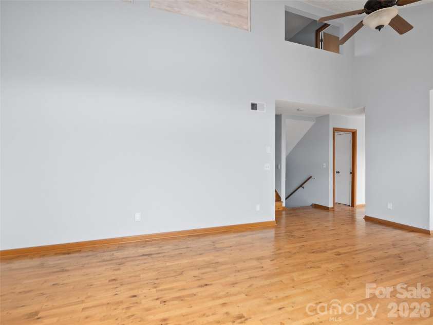 50 Blossom Drive, Waynesville, NC 28786.  MLS# CAR4390915, YatesRealty ID 29148. 