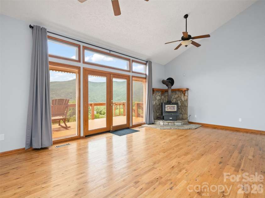 50 Blossom Drive, Waynesville, NC 28786.  MLS# CAR4390915, YatesRealty ID 29148. 