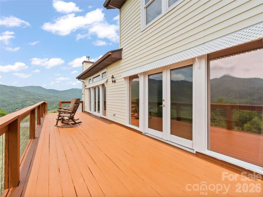 50 Blossom Drive, Waynesville, NC 28786.  MLS# CAR4390915, YatesRealty ID 29148. 