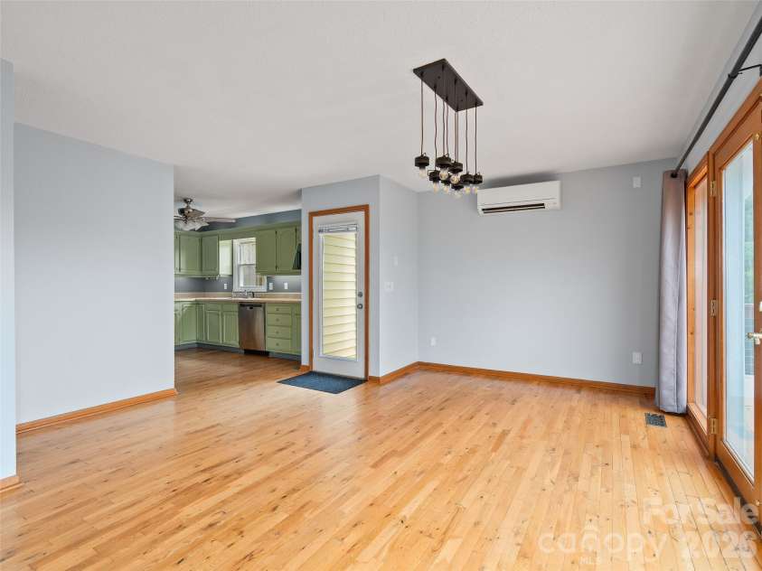 50 Blossom Drive, Waynesville, NC 28786.  MLS# CAR4390915, YatesRealty ID 29148. 