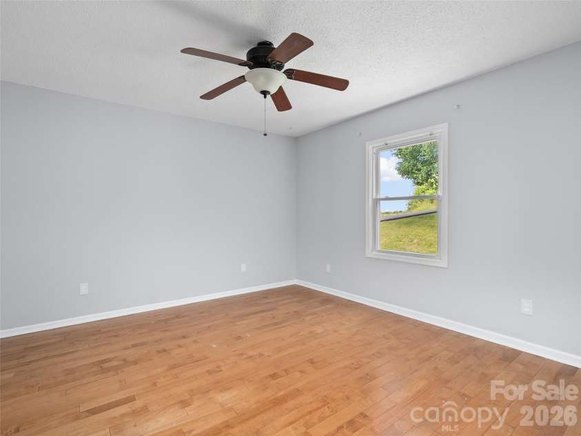 50 Blossom Drive, Waynesville, NC 28786.  MLS# CAR4390915, YatesRealty ID 29148. 