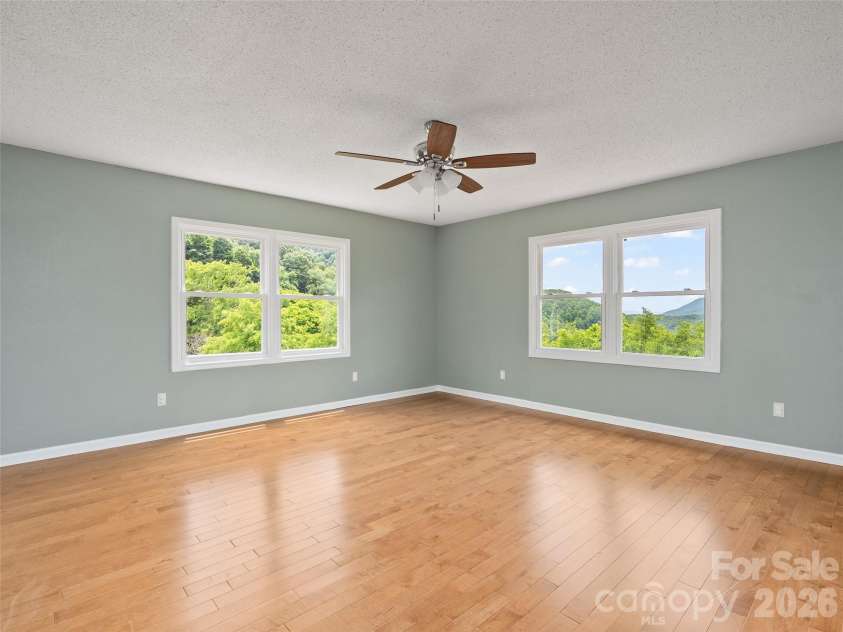 50 Blossom Drive, Waynesville, NC 28786.  MLS# CAR4390915, YatesRealty ID 29148. 