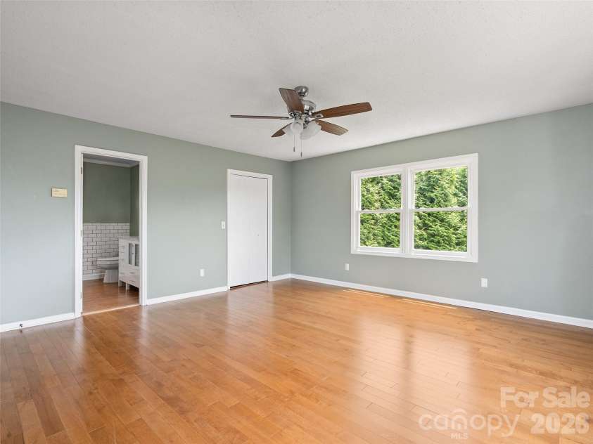 50 Blossom Drive, Waynesville, NC 28786.  MLS# CAR4390915, YatesRealty ID 29148. 
