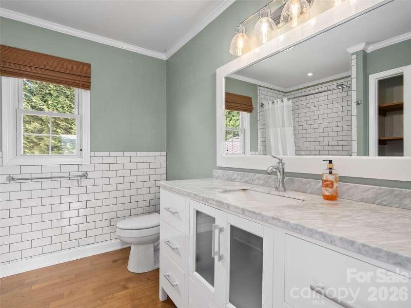 50 Blossom Drive, Waynesville, NC 28786.  MLS# CAR4390915, YatesRealty ID 29148. 
