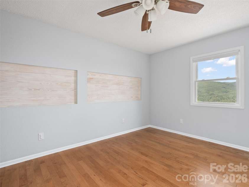 50 Blossom Drive, Waynesville, NC 28786.  MLS# CAR4390915, YatesRealty ID 29148. 