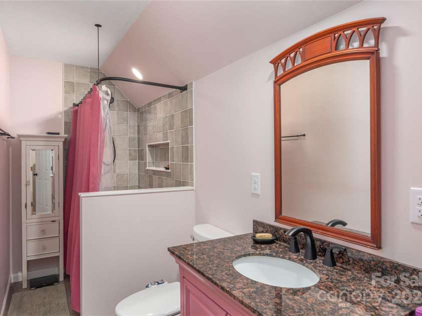 64 Wyoming Road, Asheville, NC 28803.  MLS# CAR4282768, YatesRealty ID 29149. Full bath with bedroom 4