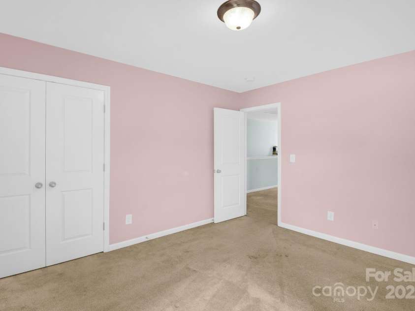 10605 Three Rivers Court, Charlotte, NC 28273.  MLS# CAR4231365, YatesRealty ID 2915. 