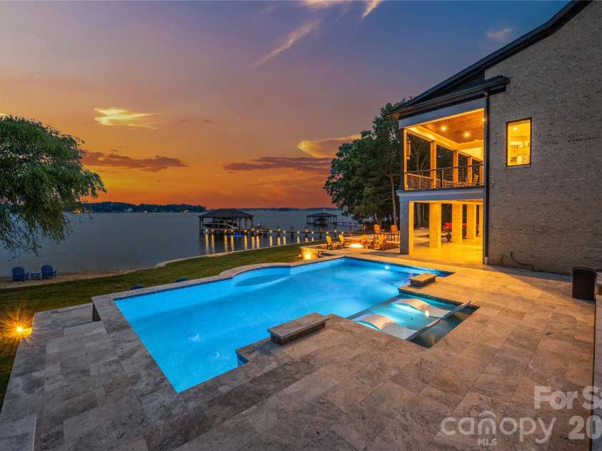 8170 Bay Pointe Drive, Denver, NC 28037.  MLS# CAR4353469, YatesRealty ID 2915. 