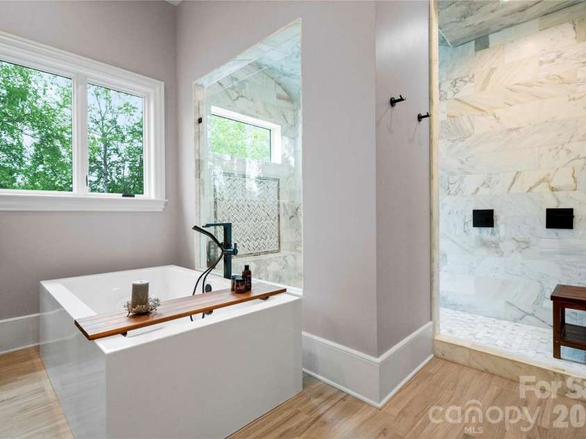 8170 Bay Pointe Drive, Denver, NC 28037.  MLS# CAR4353469, YatesRealty ID 2915. 