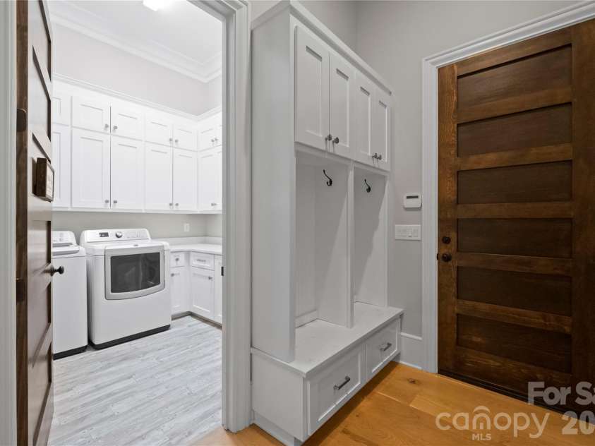 8170 Bay Pointe Drive, Denver, NC 28037.  MLS# CAR4353469, YatesRealty ID 2915. 
