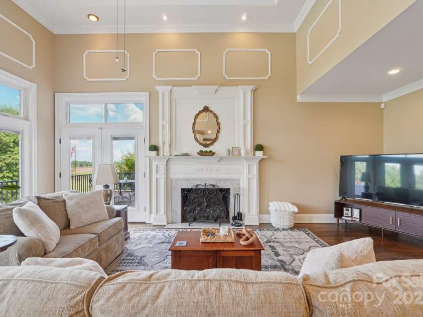 504 Mcdougal Circle, Cheraw, SC 29520.  MLS# CAR4285324, YatesRealty ID 29150. 