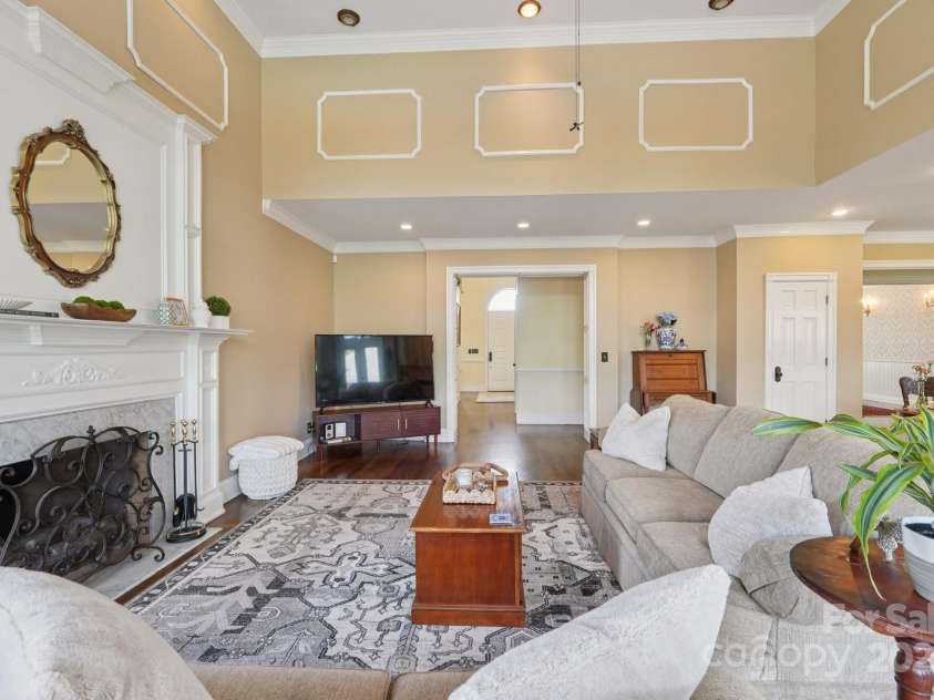 504 Mcdougal Circle, Cheraw, SC 29520.  MLS# CAR4285324, YatesRealty ID 29150. 