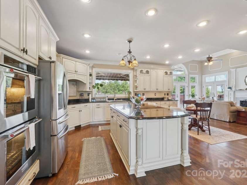 504 Mcdougal Circle, Cheraw, SC 29520.  MLS# CAR4285324, YatesRealty ID 29150. 