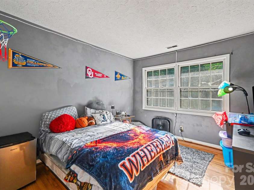 312 Windsor Drive, Shelby, NC 28150.  MLS# CAR4360104, YatesRealty ID 29151. Third upstairs bedroom - This one has a walk-in closet.