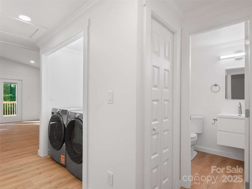 66 Lundy Lane, Waynesville, NC 28786.  MLS# CAR4287124, YatesRealty ID 29151. 